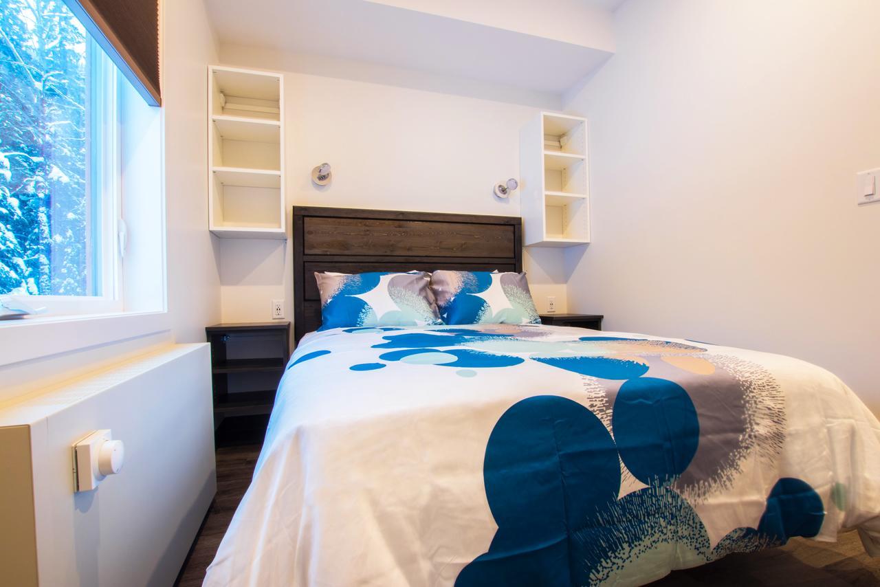 Hotel The Burfield à Sun Peaks Extérieur photo